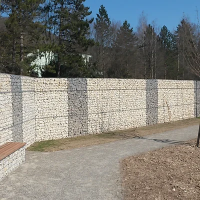 Referenz: Lärmschutzwand Bad Ditzenbach Gesamtansicht Referenz: Lärmschutzwand Bad Ditzenbach Gesamtansicht